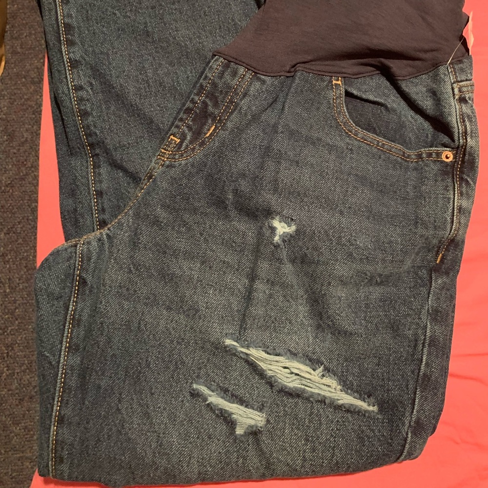 NWT Old navy maternity low rise ripped straight leg jeans 12S